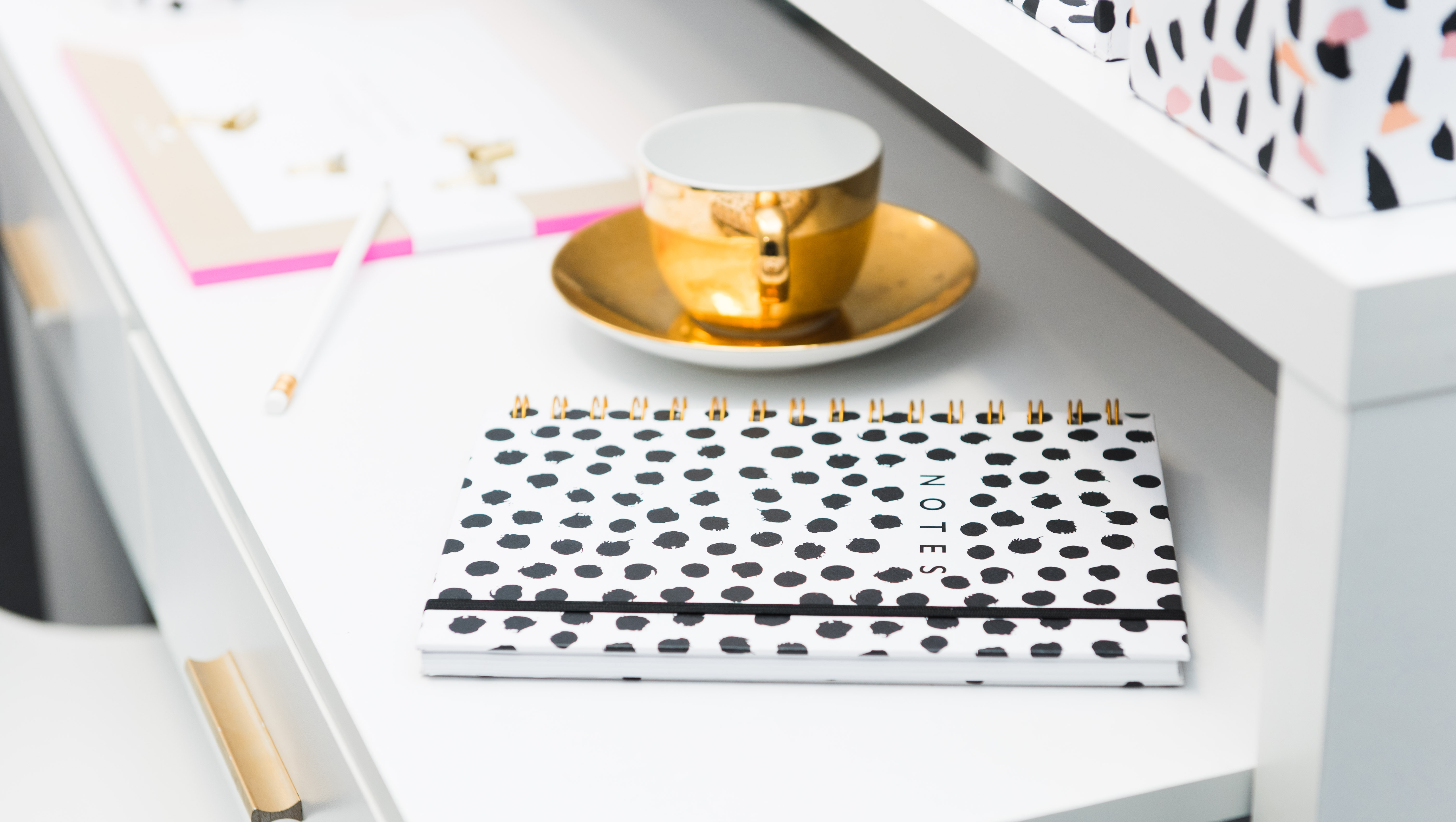 The taste of luxury pdf picture